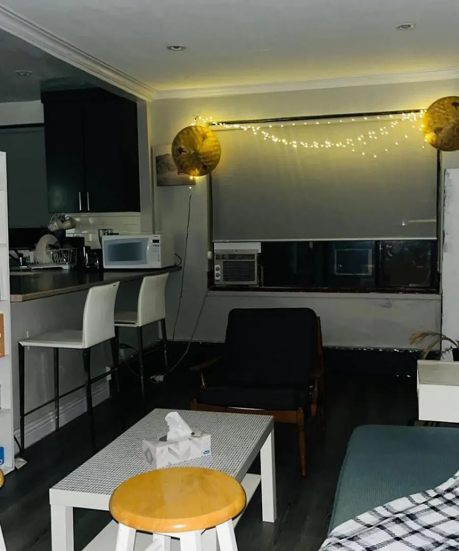 Cozy Apartment تورونتو 0*,  كندا